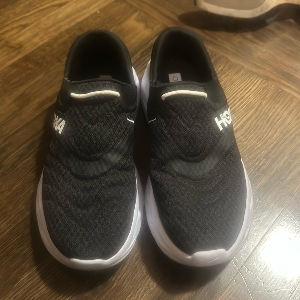 Ora Recovery Shoe 2

Size 9